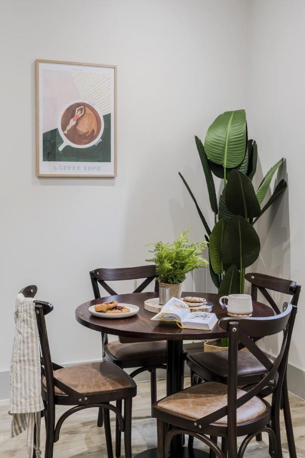 Tooting - Your Apartment London Bagian luar foto