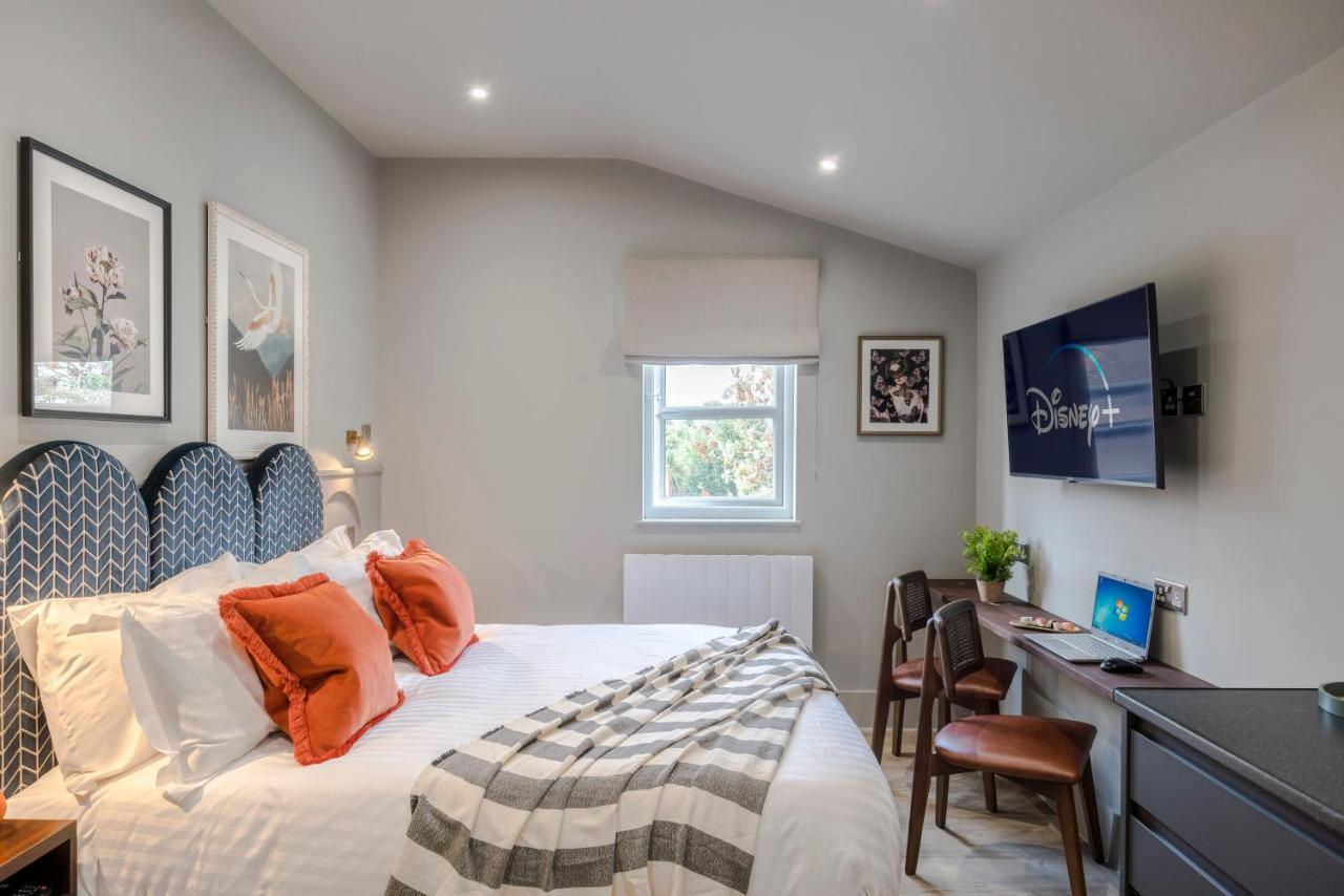 Tooting - Your Apartment London Bagian luar foto